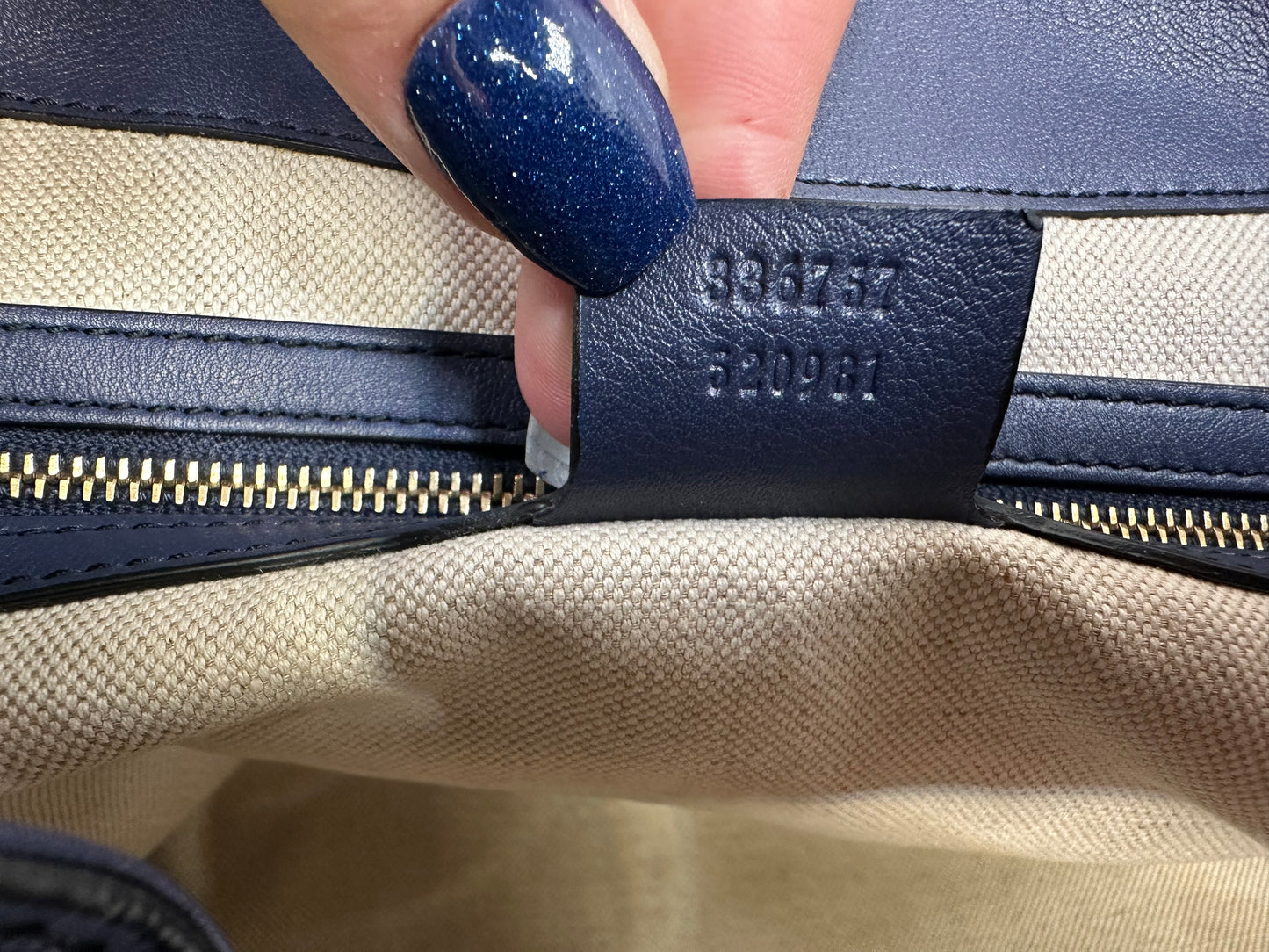 GUCCI Emily Hobo (Large)