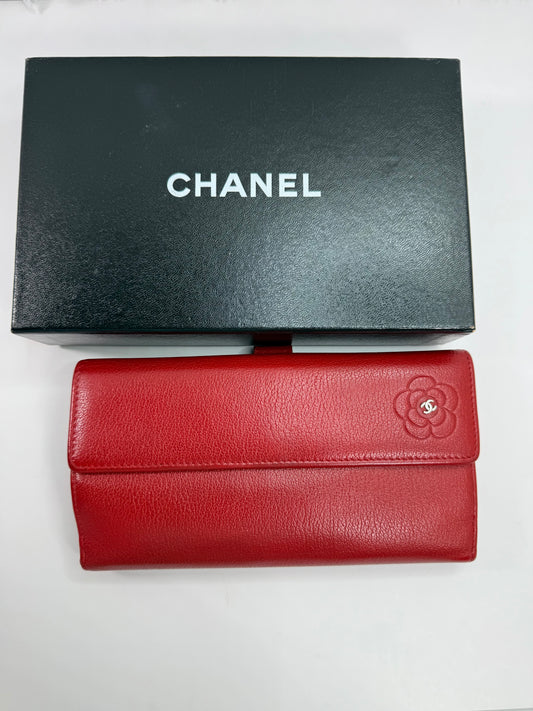 CHANEL Vintage Camellia Wallet Red