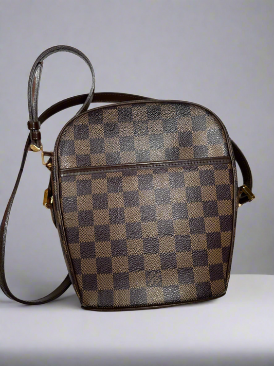 LOUIS VUITTON Ipanema PM