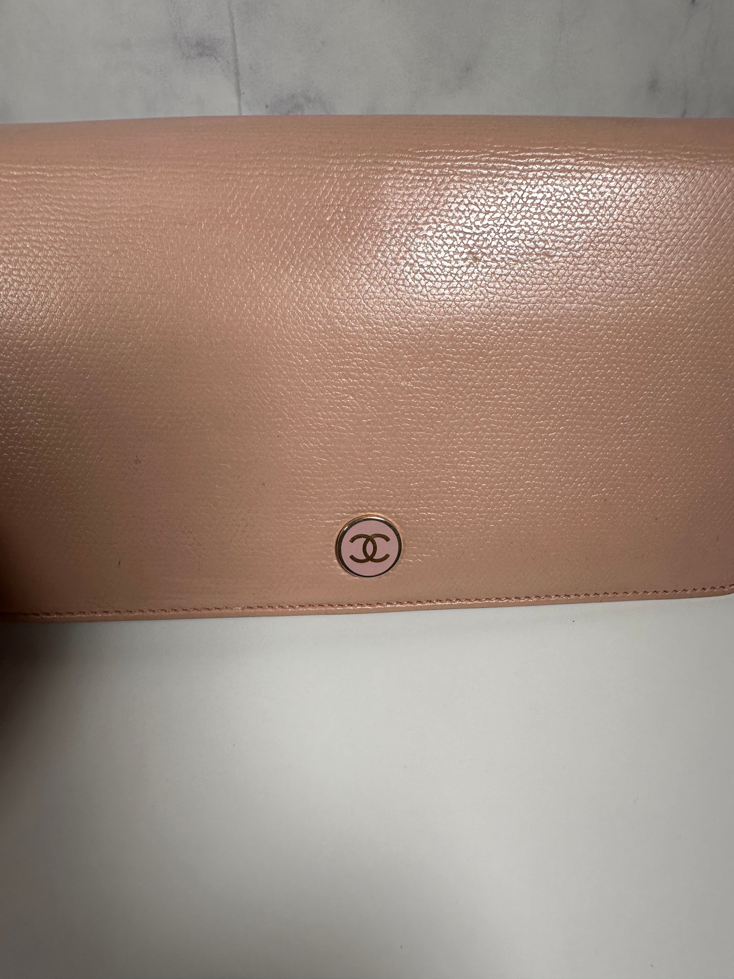CHANEL Coco Button Wallet