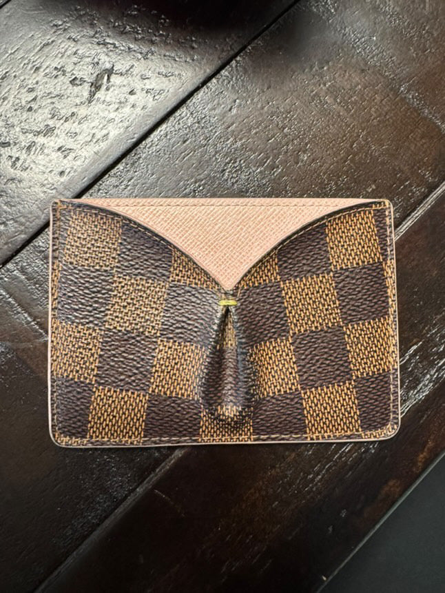 LOUIS VUITTON Damier Ebene Caissa Card Holder