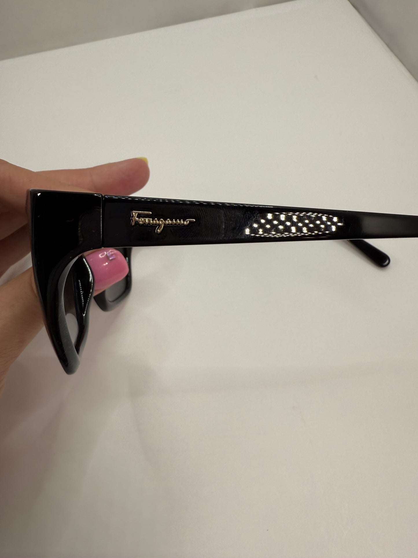 FERRAGAMO Sunglasses