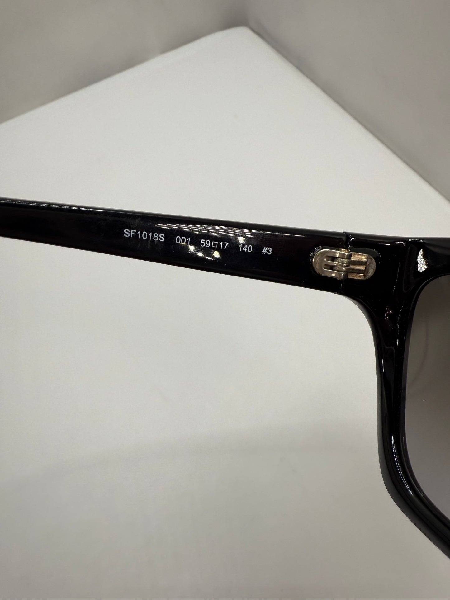FERRAGAMO Sunglasses