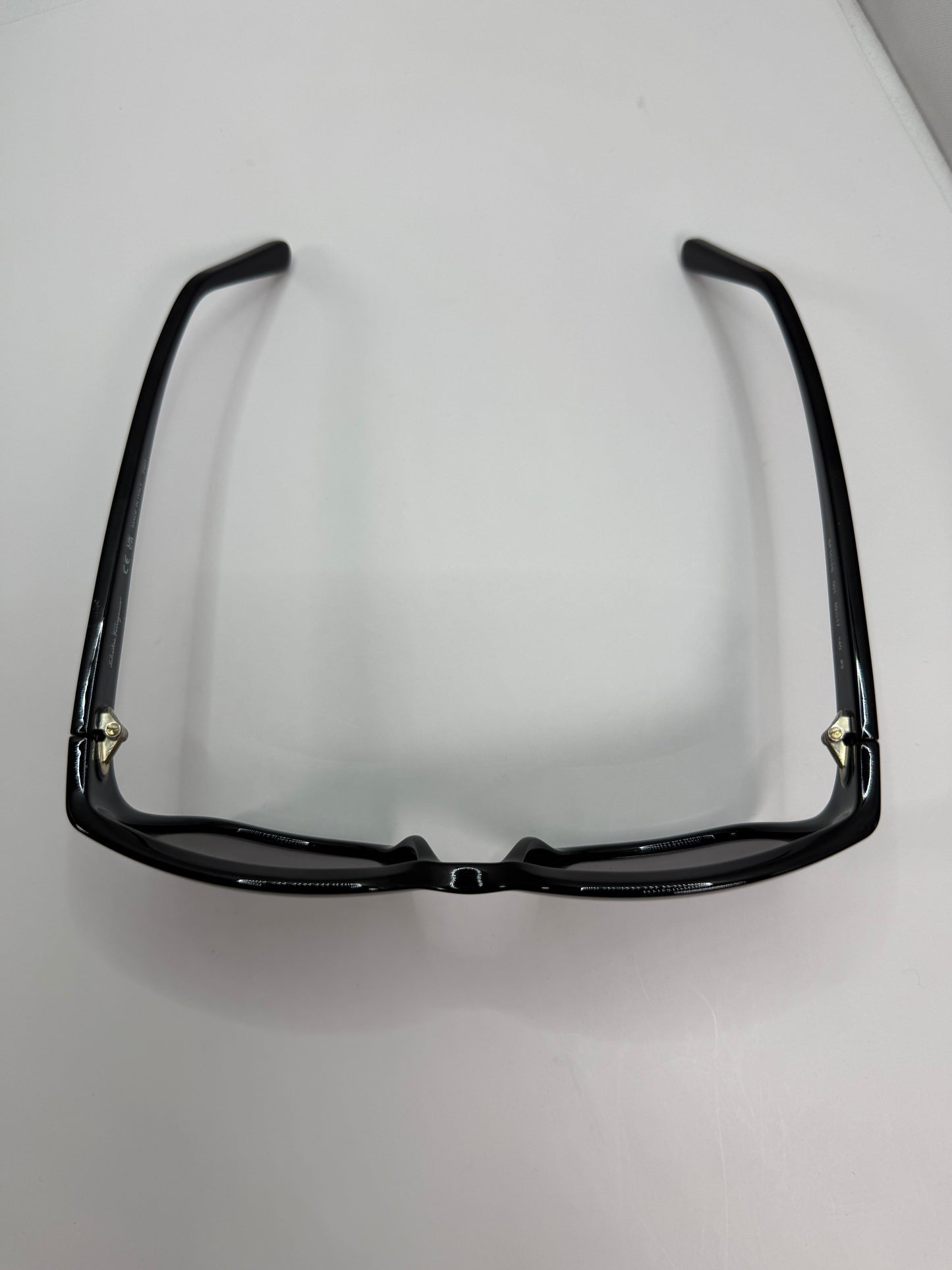FERRAGAMO Sunglasses