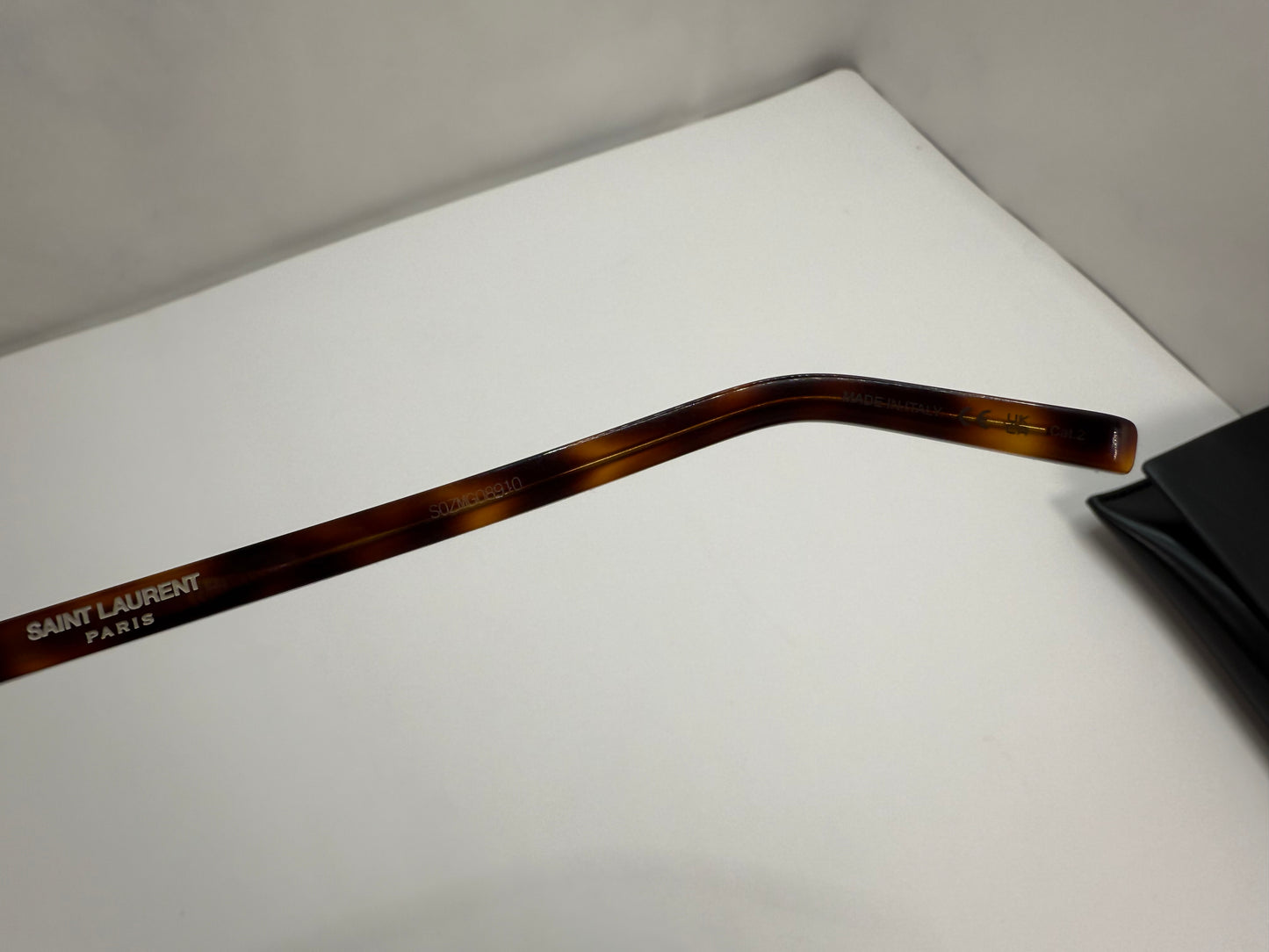 SAINT LAURENT SUNNIES