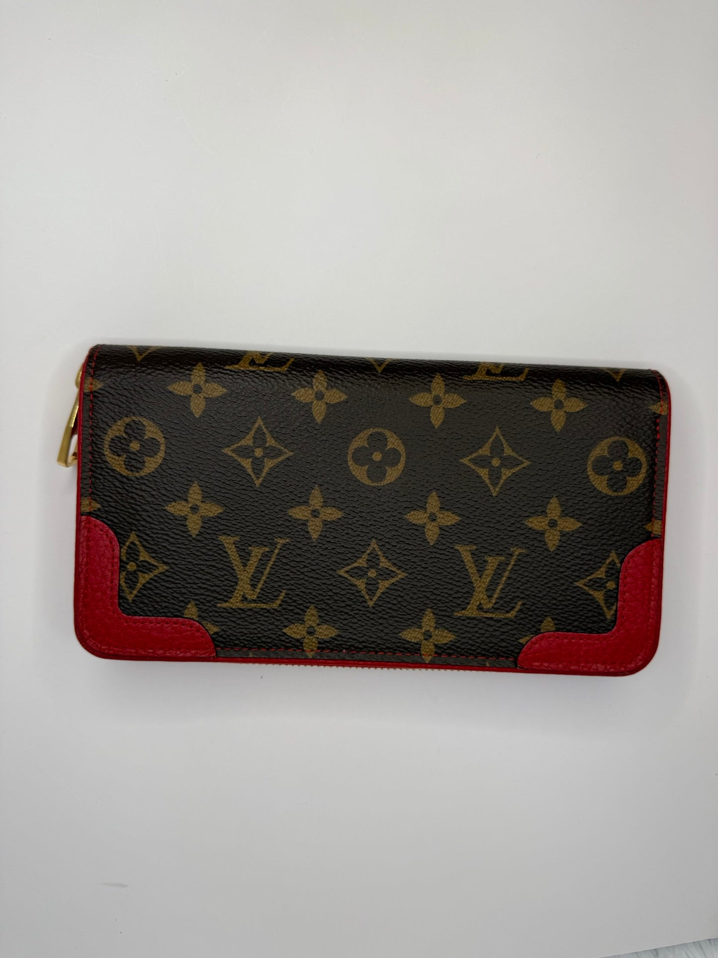 LOUIS VUITTON Retiro Zip Around Wallet