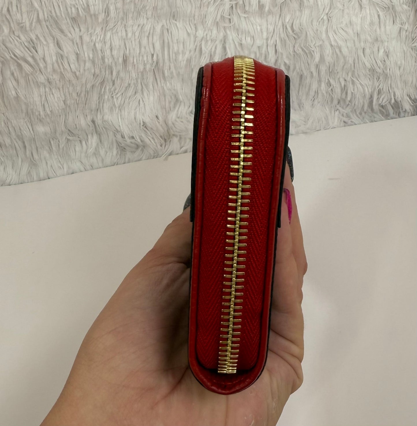LOUIS VUITTON Retiro Zip Around Wallet