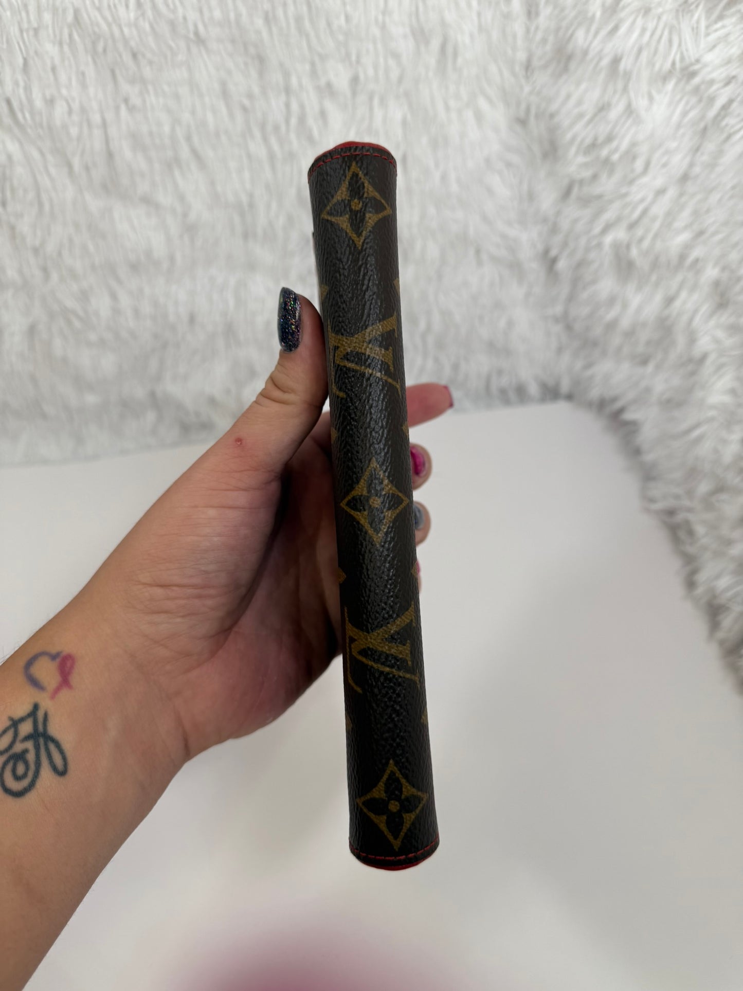 LOUIS VUITTON Retiro Zip Around Wallet