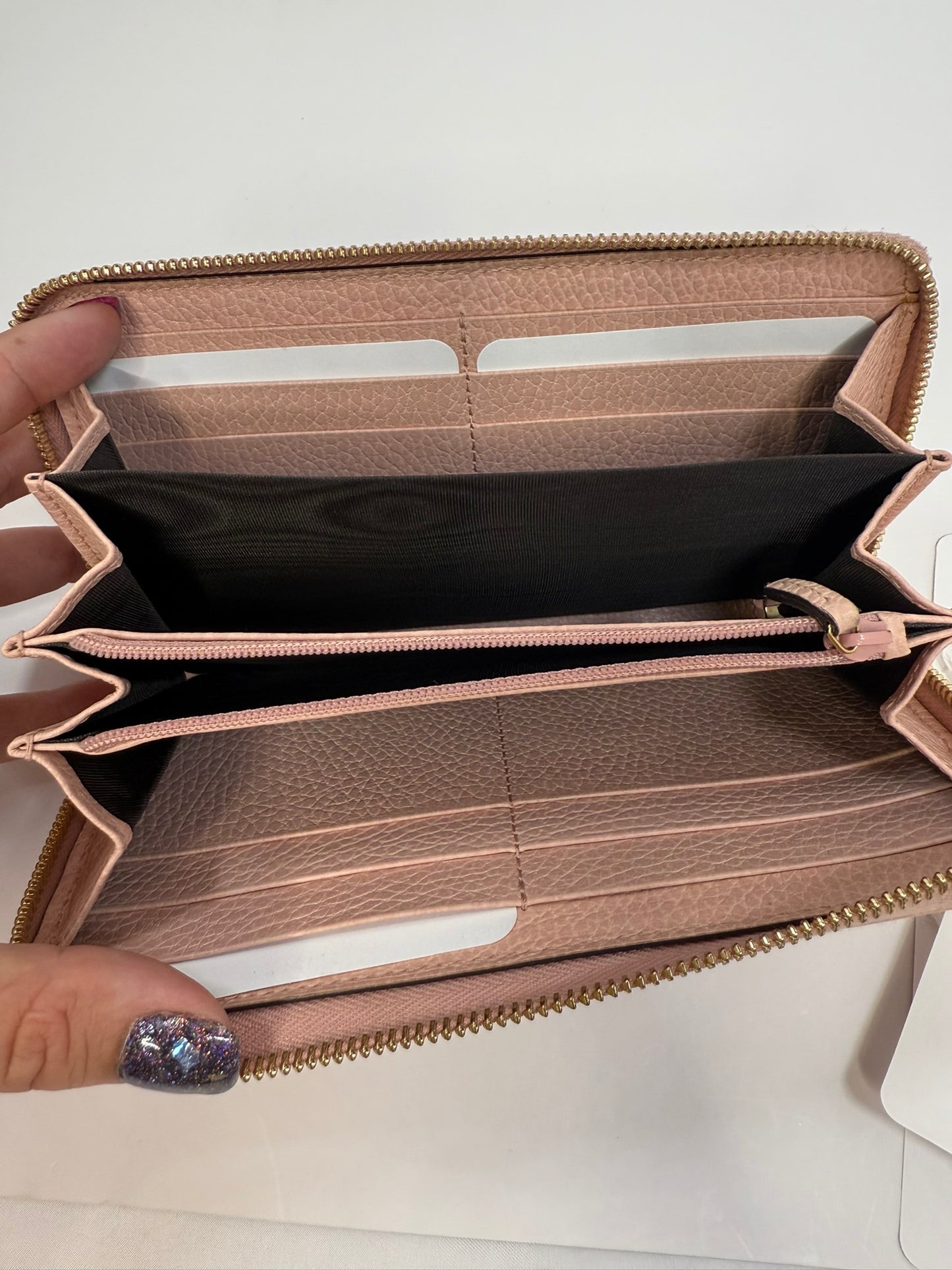 GUCCI Calfskin Wallet Pink