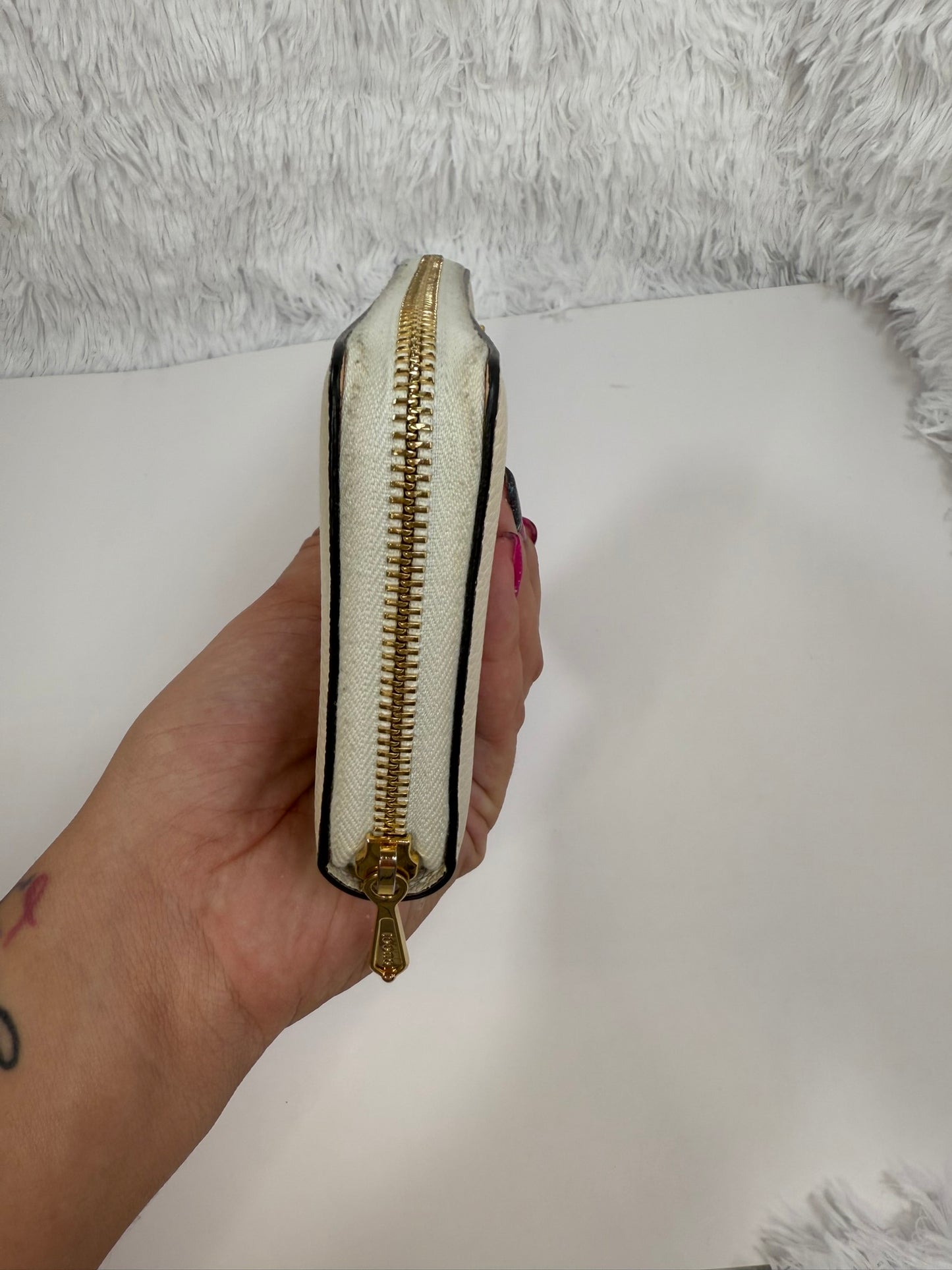 GUCCI Calfskin Zumi Zip Around Wallet