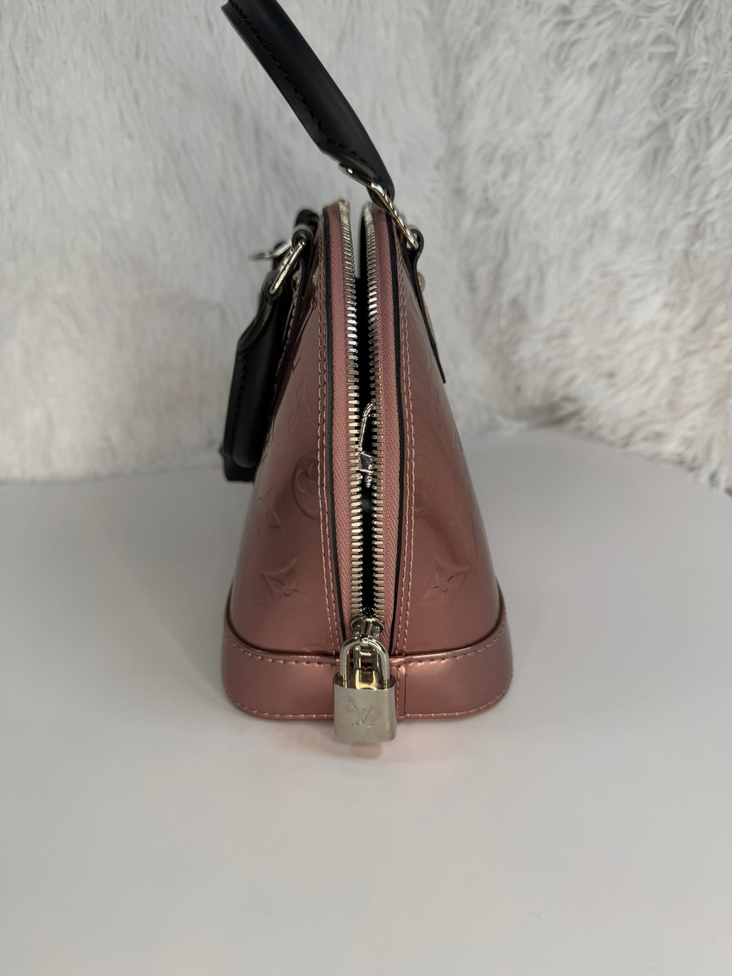 LOUIS VUITTON Alma BB Rose Cuivre (2017)
