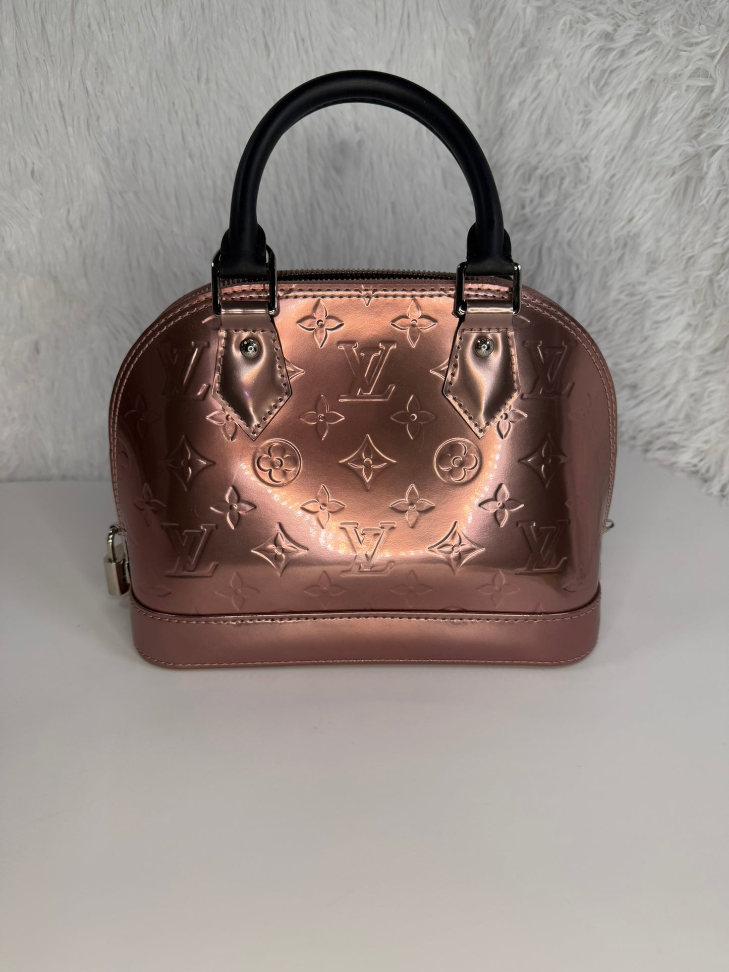 LOUIS VUITTON Alma BB Rose Cuivre (2017)