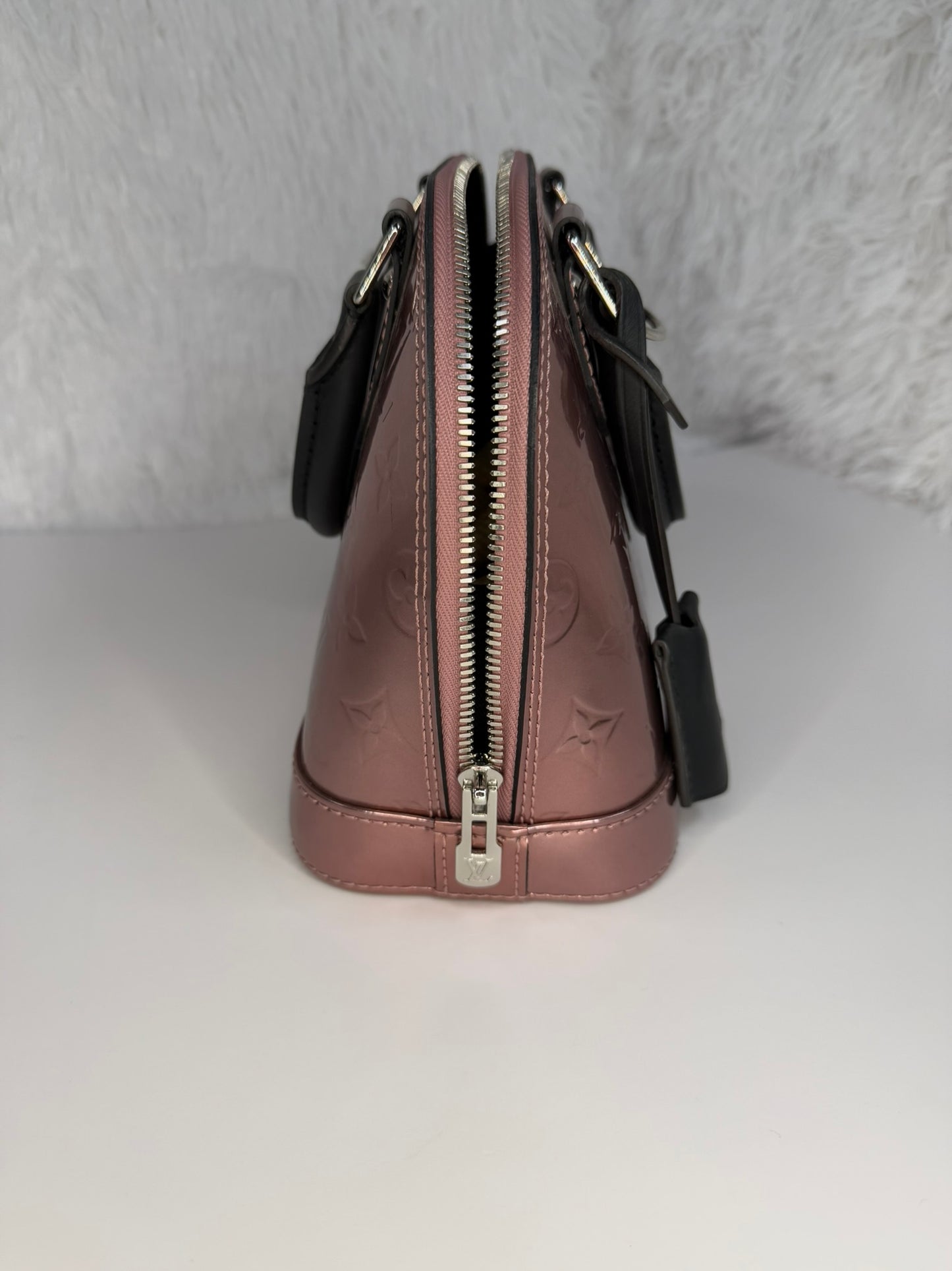 LOUIS VUITTON Alma BB Rose Cuivre (2017)