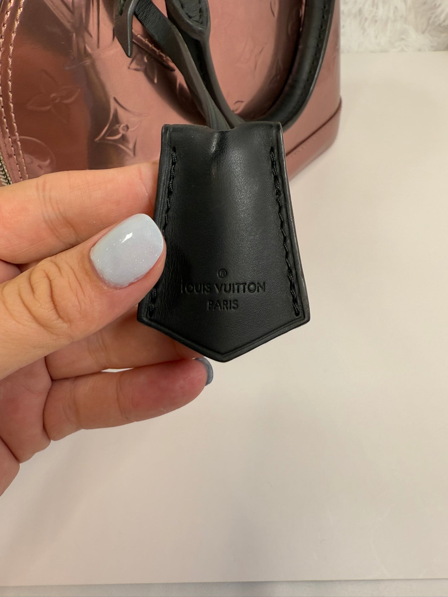LOUIS VUITTON Alma BB Rose Cuivre (2017)