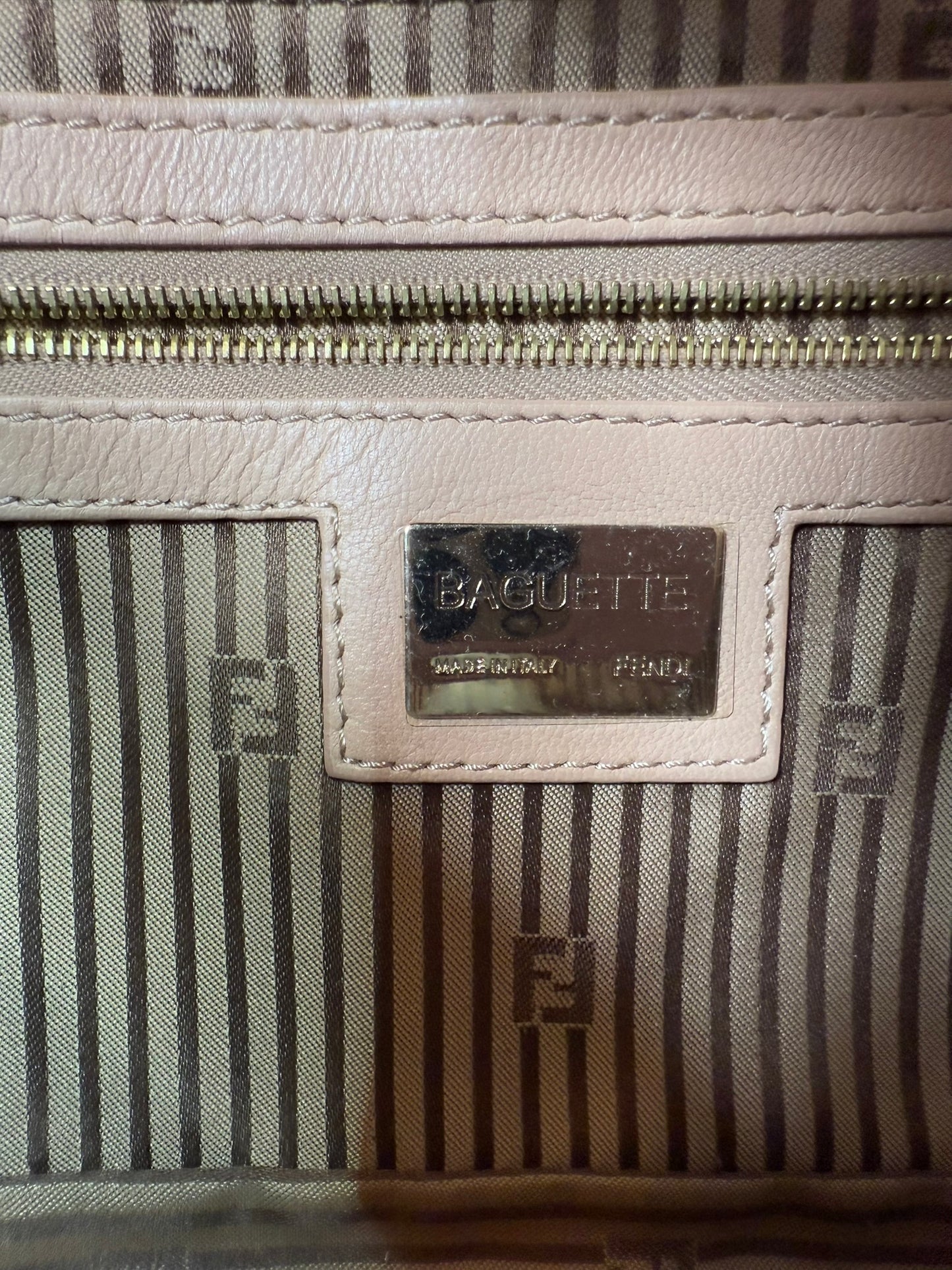 FENDI Mamma Baguette
