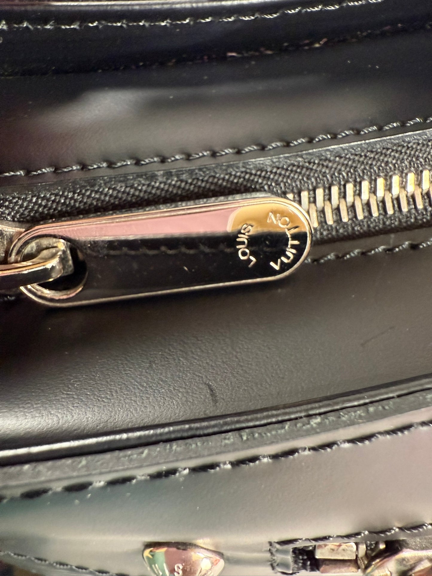 LOUIS VUITTON Turenne Epi Shoulder Bag