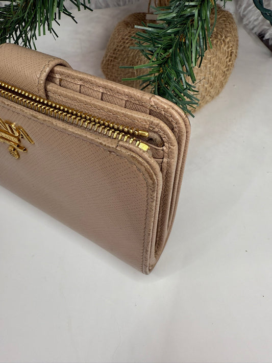 PRADA Compact Saffiano Wallet