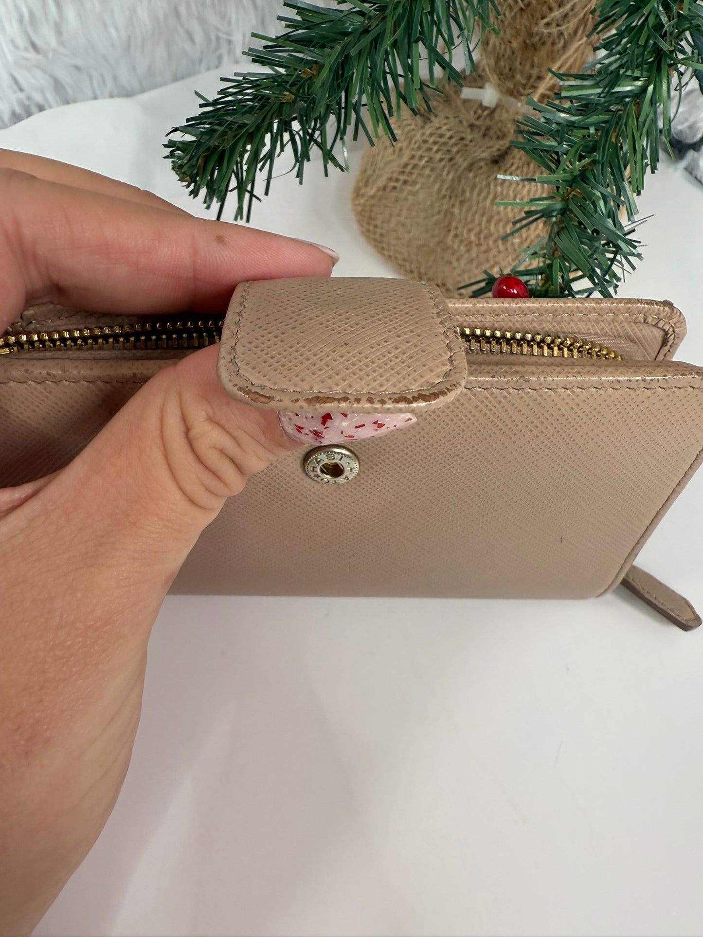 PRADA Compact Saffiano Wallet