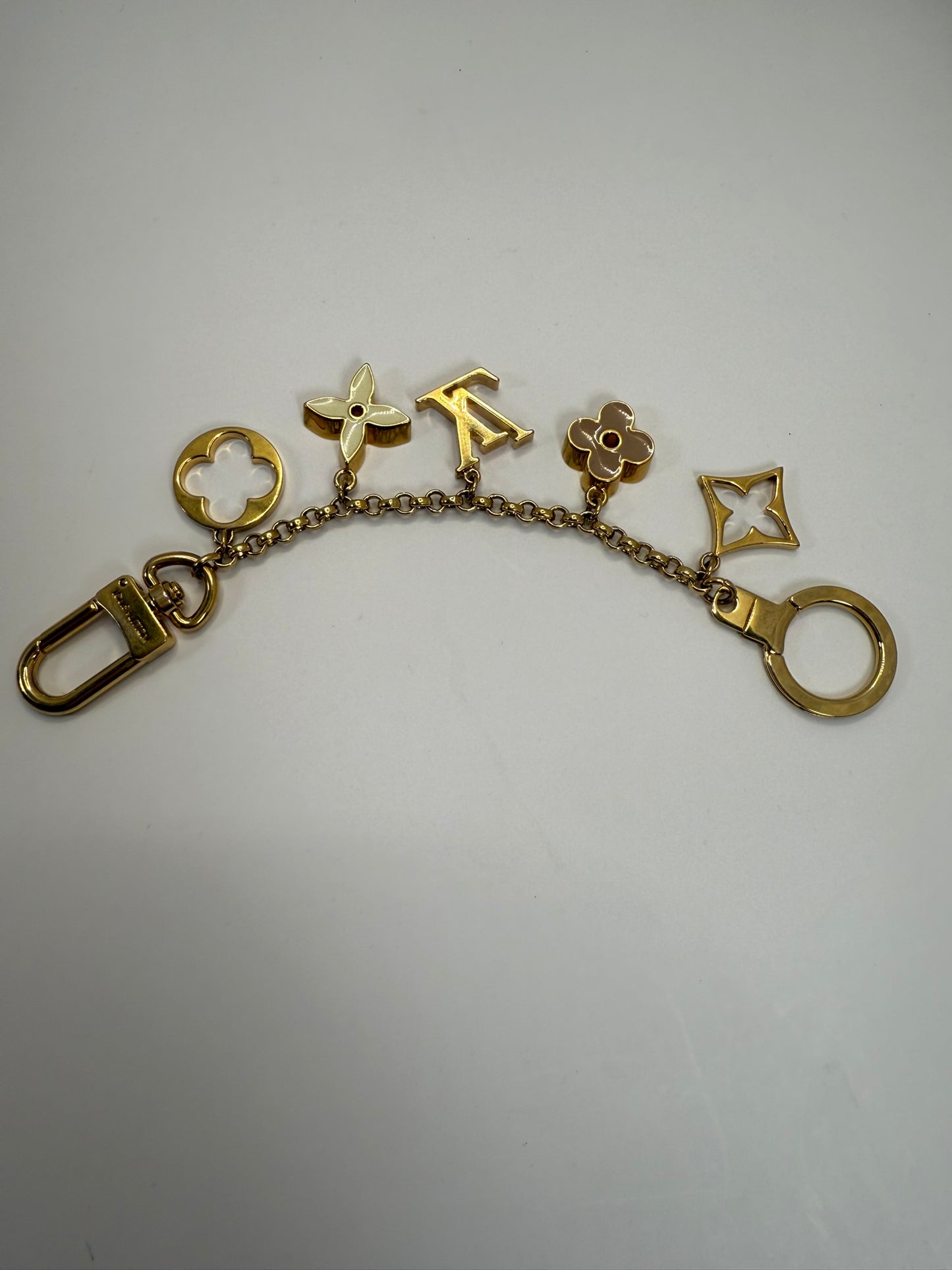 LOUIS VUITTON Charm Le Fleur Chain Charm
