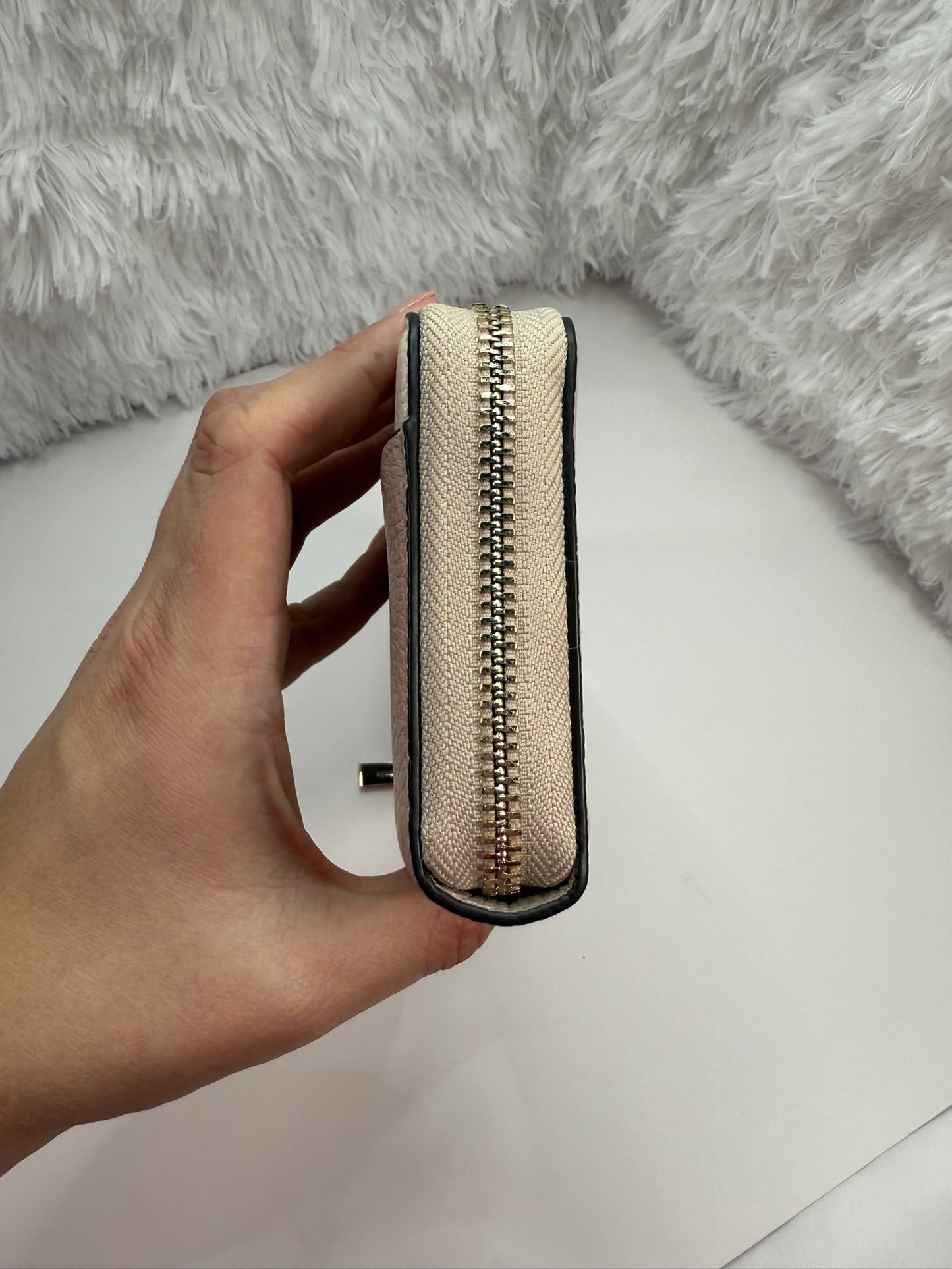 KATE SPADE White/Beige Wallet