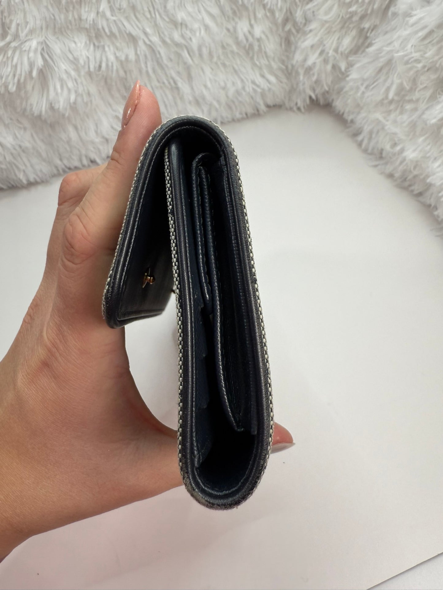 LOUIS VUITTON Navy Monogram Mini Lin International Wallet