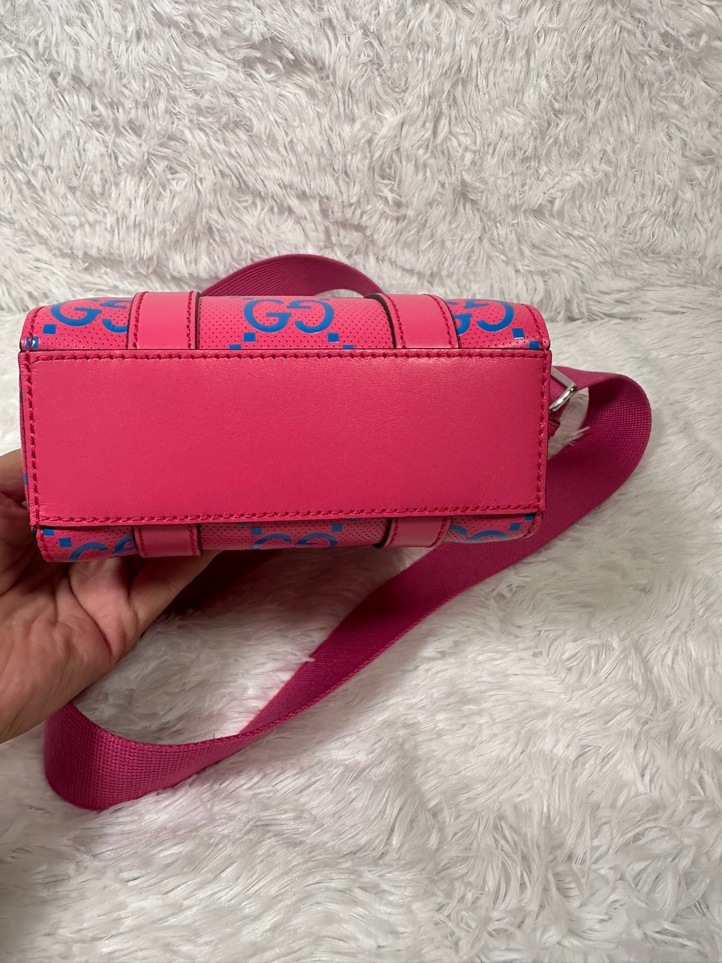 GUCCI GG Embossed Crossbody