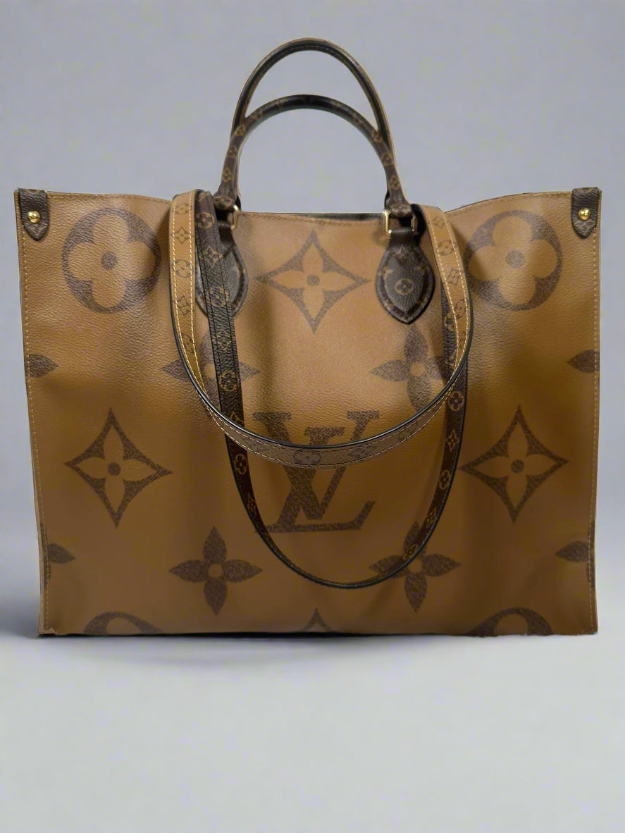 LOUIS VUITTON On The Go GM