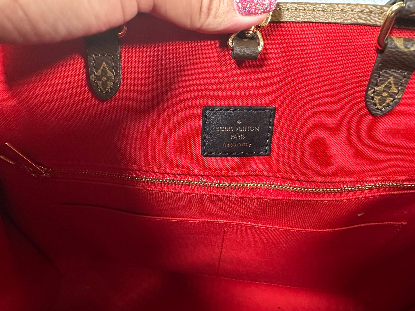 LOUIS VUITTON On The Go GM