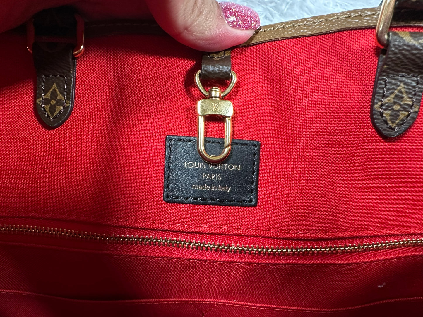LOUIS VUITTON On The Go GM