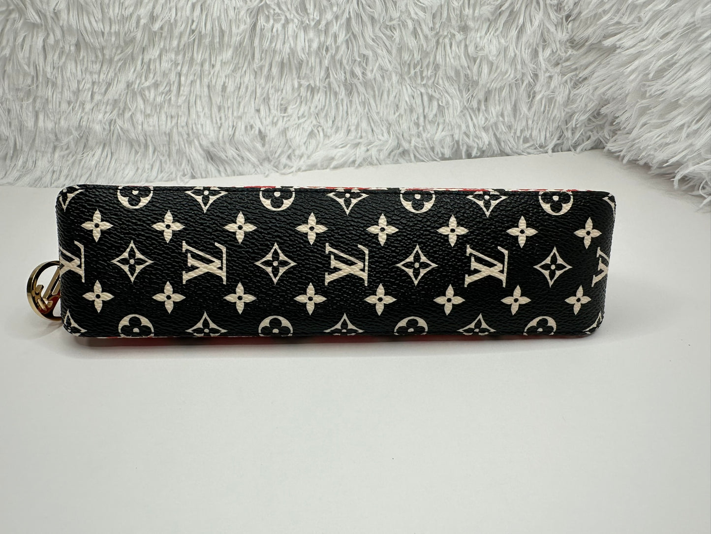 LOUIS VUITTON Crafy Pouch