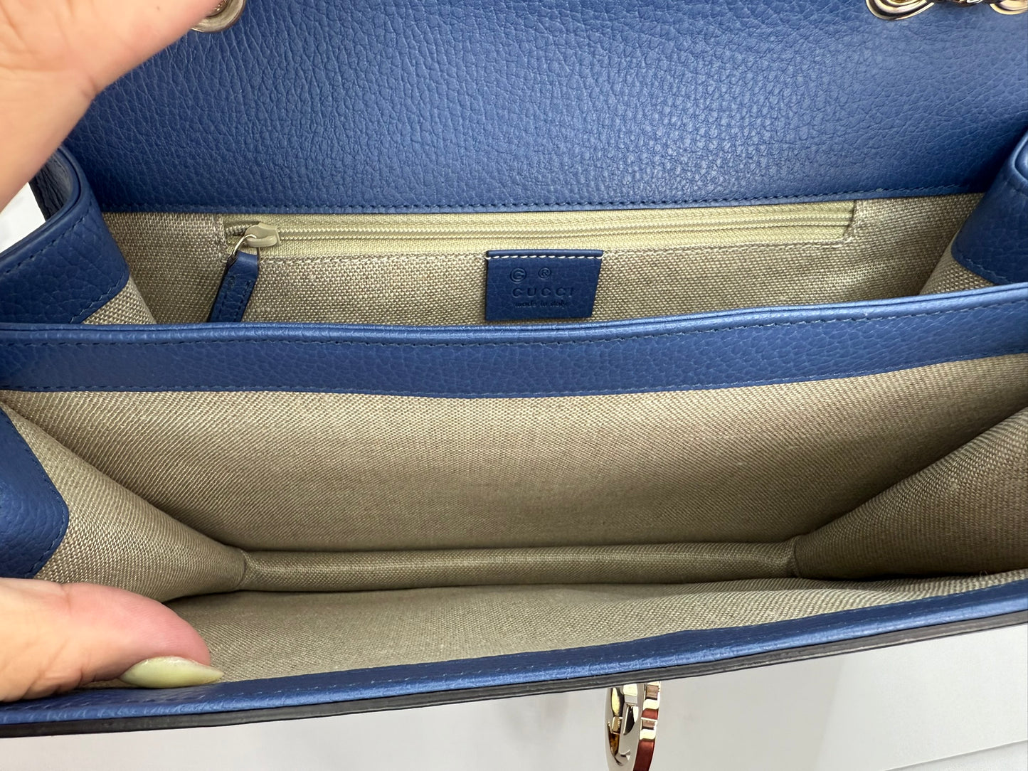 GUCCI Medium Dollar Interlocking G Shoulder Bag