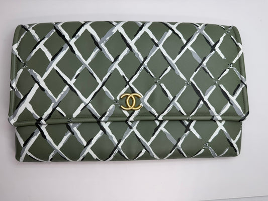 CHANEL 2018 Paris- Greece Painted Clutch