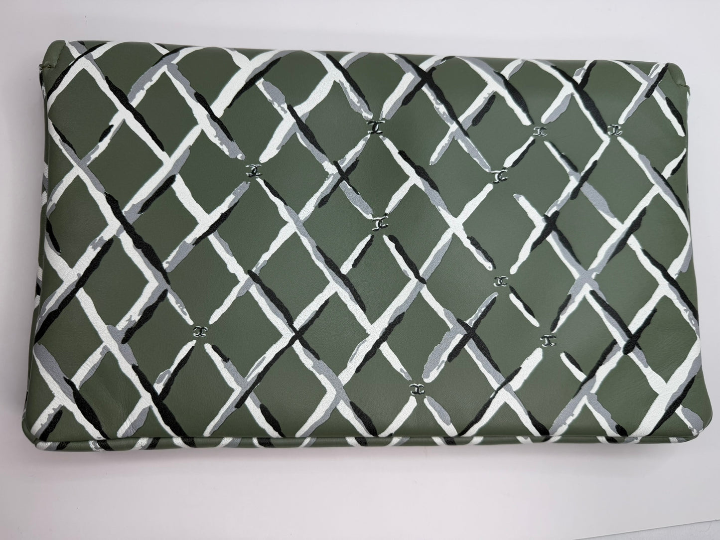 CHANEL 2018 Paris- Greece Painted Clutch